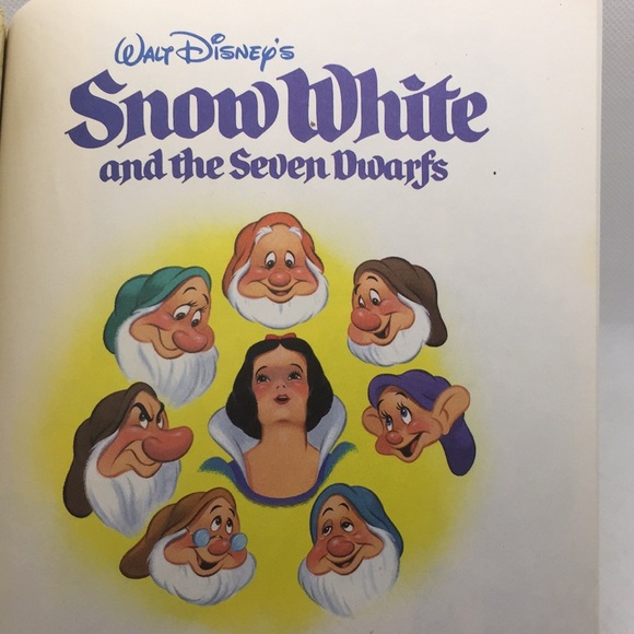 Walt Disney’s Snow White and the Seven Dwarfs Little Golden Book 1993 Hardcover - Picture 2 of 12